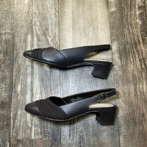 Easy Street Dark Brown Slingback Heels Size 7 thumbnail 11