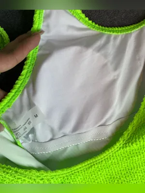 🆕 Women’s Neon Lime Textured One-Piece Swimsuit Size M thumbnail 4
