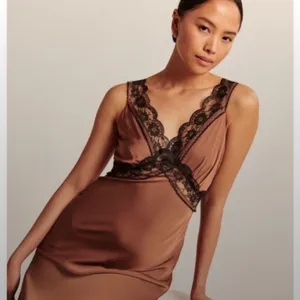 Abercrombie & Fitch satin slip midi dress thumbnail 9