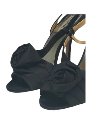 Badgley Mischka ⚘ Rosette Stiletto Heeled Sandals ⚘ Black ⚘ 8M ⚘ Cocktail Attire thumbnail 8