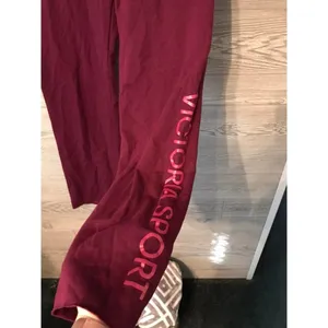 Victoria's Secret Victoria Sport Burgundy Jogger Sweatpants Lounge Drawstring Athletic‎ Logo XS thumbnail 2