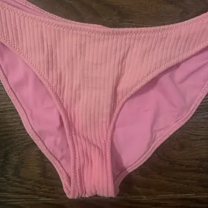Pink Triangl Bikini thumbnail 3
