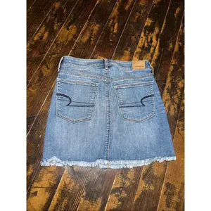 American Eagle 6 distressed raw hem denim skirt thumbnail 2