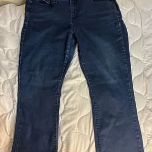 Levi’s Size 20W 512 Perfectly Shaping Bootcut Inseam 28 inches thumbnail 1