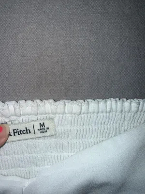 Abercrombie and Fitch top thumbnail 3
