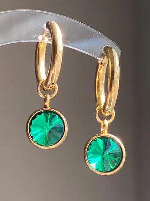 Handmade gold tone stainless steel green simple minimalist hoop earrings💚 thumbnail 2