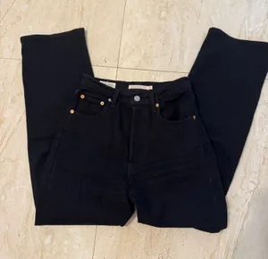 Levi’s Ribcage Straight Ankle Jeans thumbnail 1