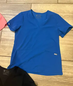 FIGS Sz M Scrub Top! No Free Shipping:( thumbnail 1