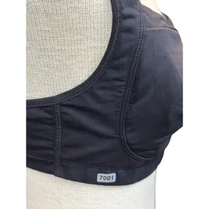 Lululemon Black Sports Bra Size 36DD Lightly Padded Adjustable Straps Hook Closu thumbnail 11