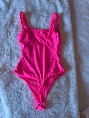 Hot Pink SKIMS Bodysuit thumbnail 2