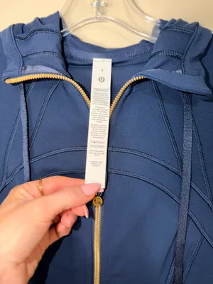 Define Cropped Lululemon Jacket Nulu 2 thumbnail 4