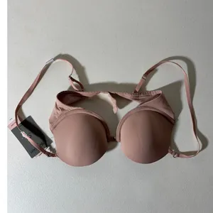 Calvin Klein NWT 32B Sculpt Lightly Lined Demi Bra Pink 2-Way Convertible Straps thumbnail 2