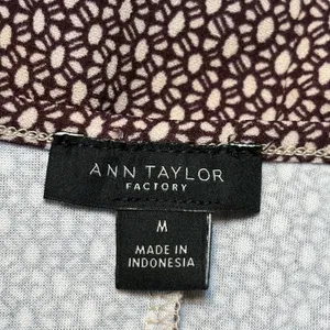 Ann Taylor Womens Blouse Brown Stretch Geometric Long Split Hem Sleeve Top M thumbnail 5