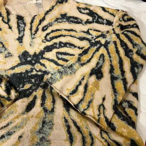 Gilded Intent Sweater from Buckle thumbnail 5