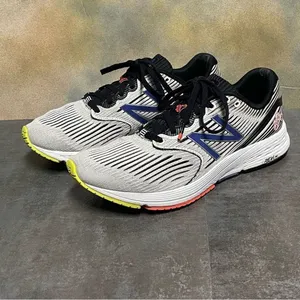 New Balance 890V6 Gray/Black Women's Running Shoes Size 10B thumbnail 2