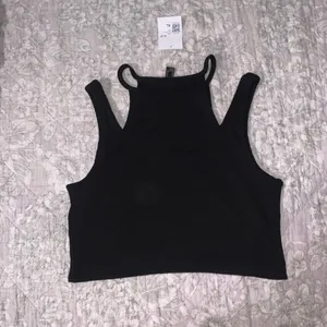 Cutout Cropped Tank Top thumbnail 2