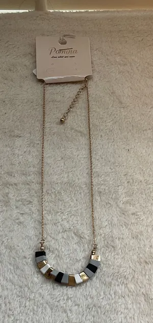 Bar Necklace Multiple thumbnail 1