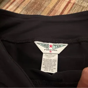 Hard tail black small zip leggings thumbnail 3
