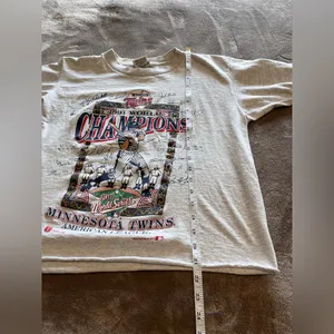 MN TWINS Baseball Campions 1991 Vintage Collectors T-Shirt Used Condition Sz L thumbnail 7