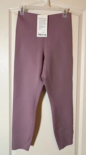 lululemon Glow Up™ Super-High-Rise Tight 25" NWT SZ 10 Color: LVLX thumbnail 1