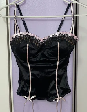 Victoria's Secret Bustier thumbnail 2