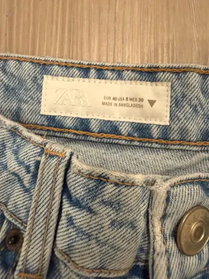 ZARA Jeans thumbnail 2