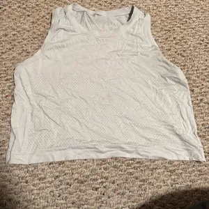 Lululemon Breeze By Muscle Crop Tank *lululemon Silver Lilac Silver Lilac Size 4 thumbnail 6