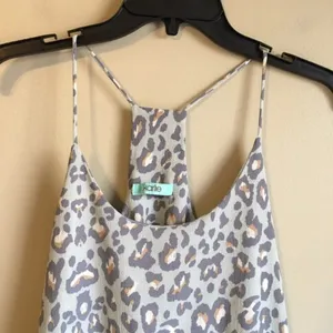 Karlie small tank top‎ thumbnail 4