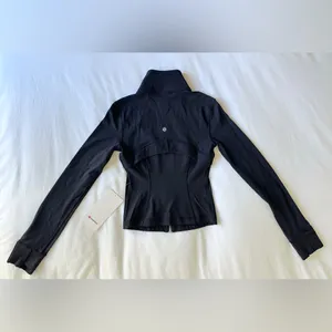 NWT Lululemon Define Cropped Jacket *Nulu - Black / Mirror Silver - 2 thumbnail 10