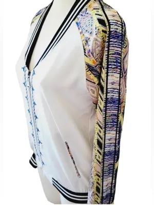 Gimmicks by BKE Embroidered Geometric Pattern Sleeve Bomber Jacket L thumbnail 3