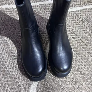 Tony Bianco ISA Blackcomo Leather Lug Sole Boot Sz 7 thumbnail 8