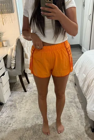 Amazon athletic shorts Orange Size M thumbnail 1