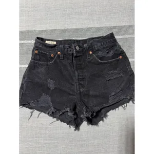 Levis Premium 501 Original Shorts Black Distressed Cutoff‎ Button Fly Womens 27 thumbnail 6