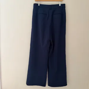 Ann Taylor Wide Leg Pleated Trouser Pants Navy Blue High Waist Women Size 8 thumbnail 8