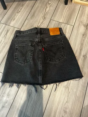 Levi’s Black Denim Icon Skirt thumbnail 2