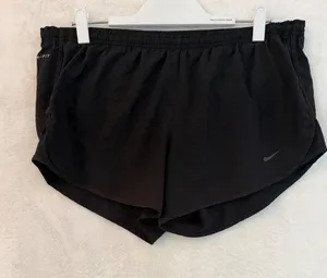Nike Dri-FIT Running Shorts‎ Womens Large Black 3 Inch Inseam Zip Pocket thumbnail 1