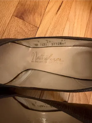 Naturalizer Authentic Alligator Skim Pumps Size 7 Vintage thumbnail 5