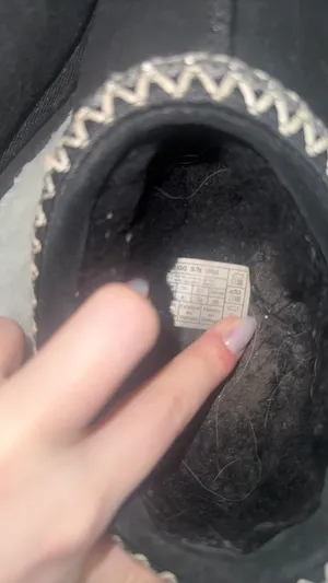Black UGG Tasman Slippers thumbnail 6