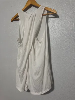 Athleta White Essence Cross Back Open Split Tulip Hem Yoga Tank XS thumbnail 5