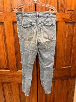 Old Navy Rockstar Super Skinny Distressed Jeans thumbnail 2