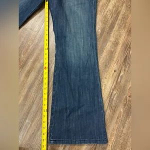 NWOT Old Navy The Diva Low Rise Stretch Denim Blue Flare Trouser Jeans 6 Casual thumbnail 5