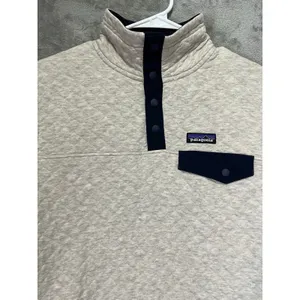 Patagonia Women’s Organic Cotton Quilt Snap-T Pullover Birch White Navy Small thumbnail 2
