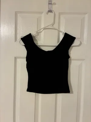 Off The Shoulder Black Crop Top Size XS thumbnail 3