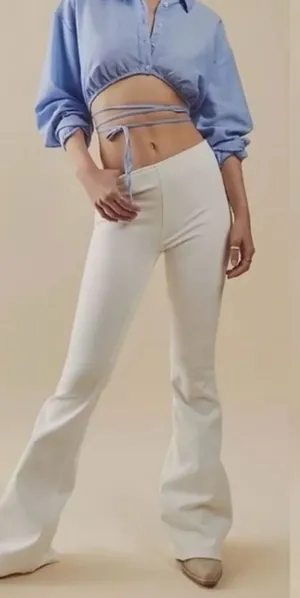 NWT Free People Penny Pull on Flare Jeans ~ White~ size 32 🤍 thumbnail 1