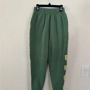 Victoria's Secret PINK Green Sunflower Smiley‎ Face Fleece Joggers Sweatpants thumbnail 2