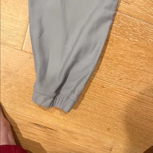 Lululemon Athletica adapted state high rise Gray Joggers‎ 2 thumbnail 4