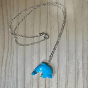 Carved Turquoise Dolphin Pendant Necklace thumbnail 4