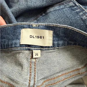 DL1961 Jeans thumbnail 4