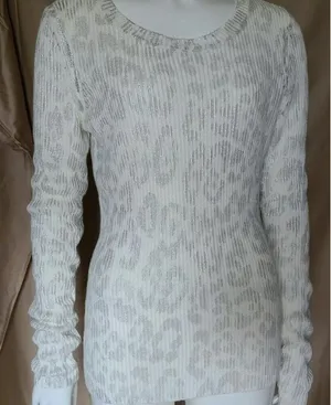 Saks‎ Fifth Avenue Red Label Leopard Print Sweater Small White Silver Metallic thumbnail 1