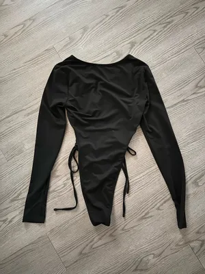 Shein Top Long Sleeve bodysuit  thumbnail 2